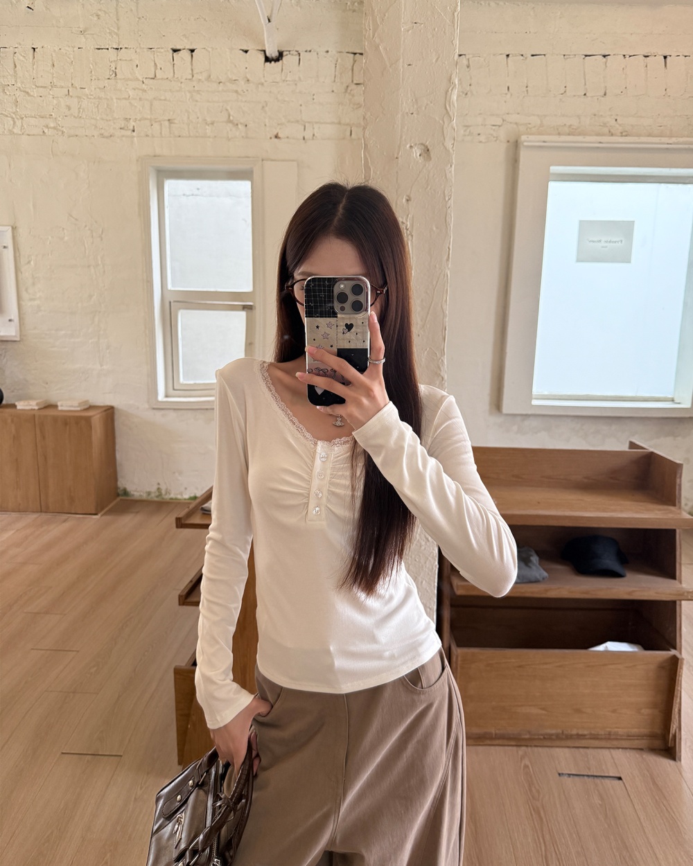 White slim intellectuality sweet fold buckle lace tops