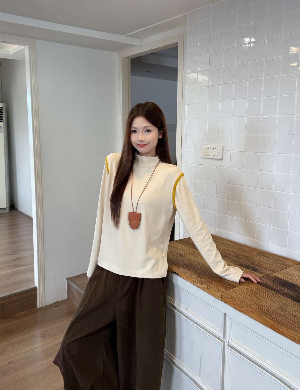 Spring and autumn T-shirt bottoming shirt for women