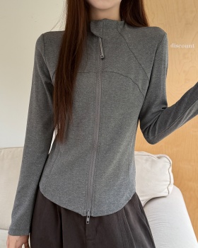 Gray plus velvet thick winter zip short T-shirt for women