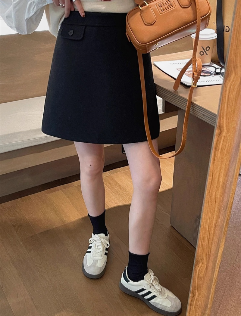All-match gray skirt black package hip short skirt