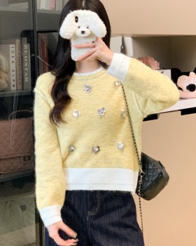 Autumn and winter sweater flowers tops for women