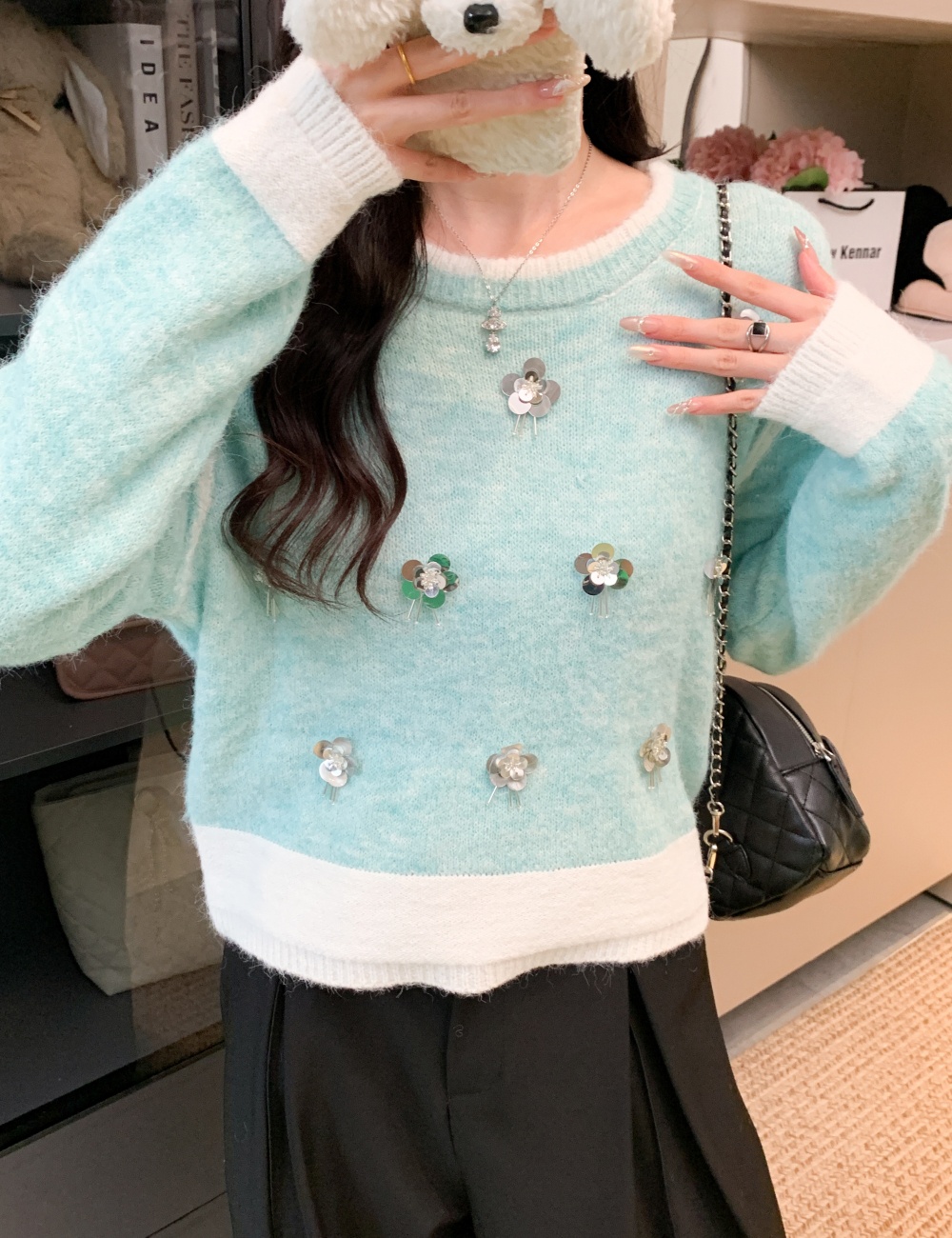 Autumn and winter sweater flowers tops for women