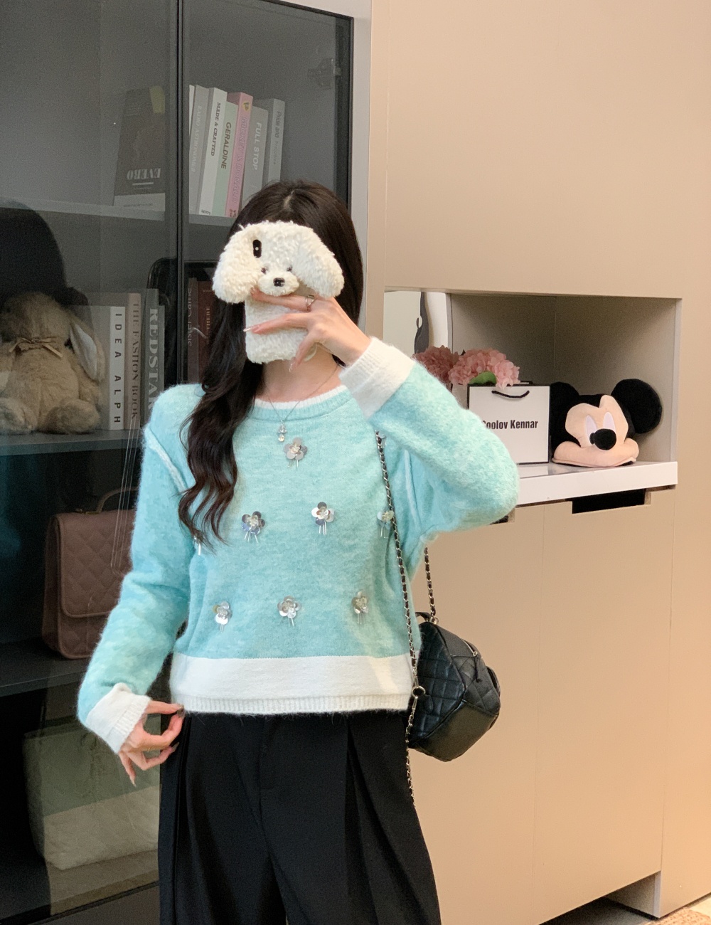 Autumn and winter sweater flowers tops for women