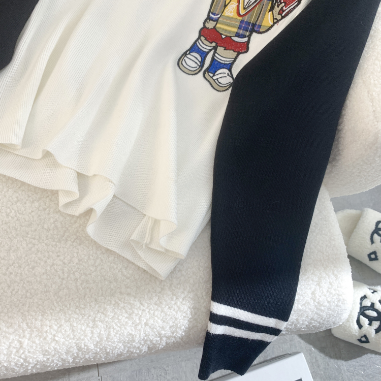 Cubs naughty tops autumn and winter sweater for women