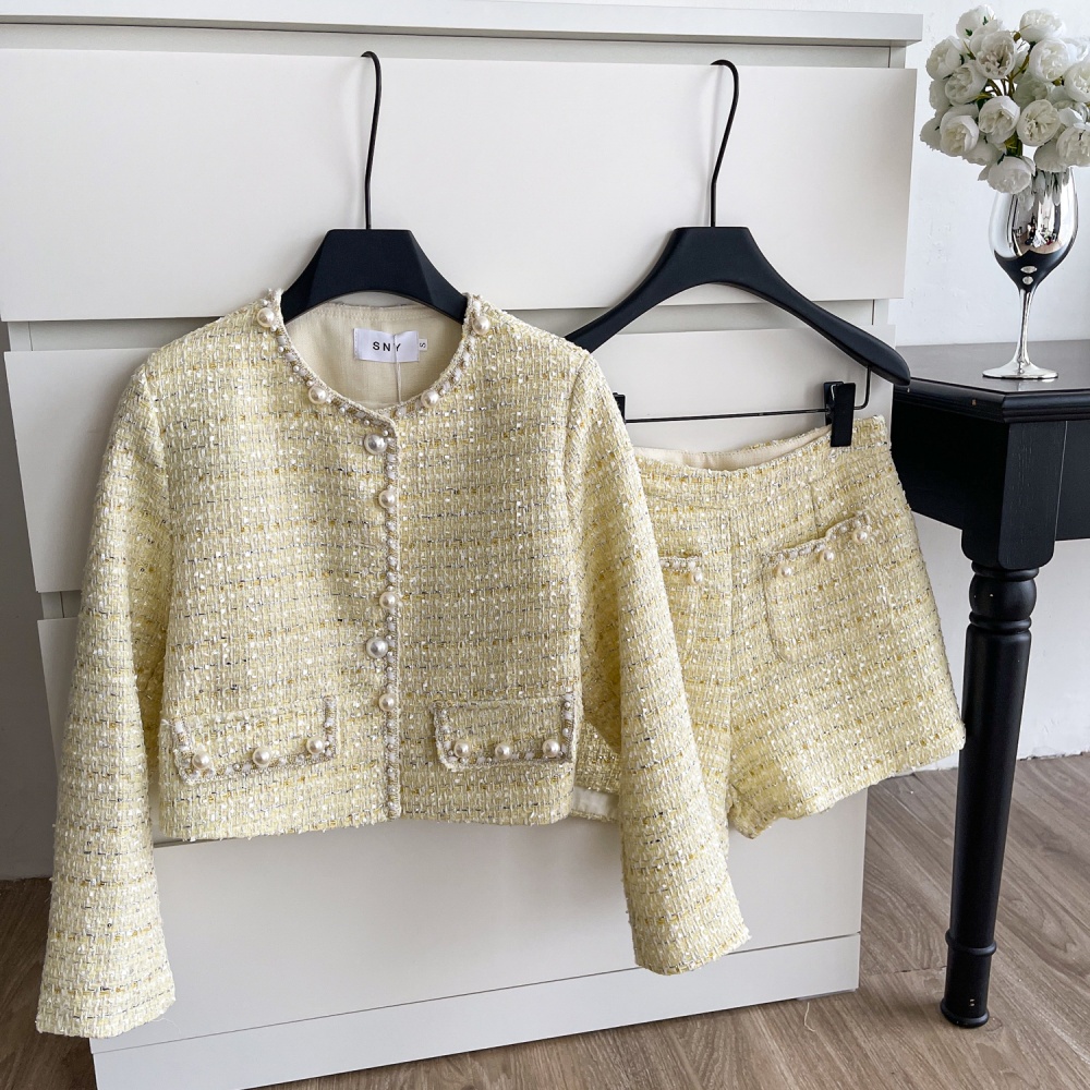 Beading shorts round neck woolen coat a set