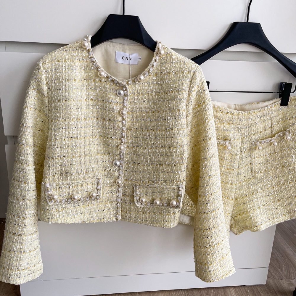 Beading shorts round neck woolen coat a set