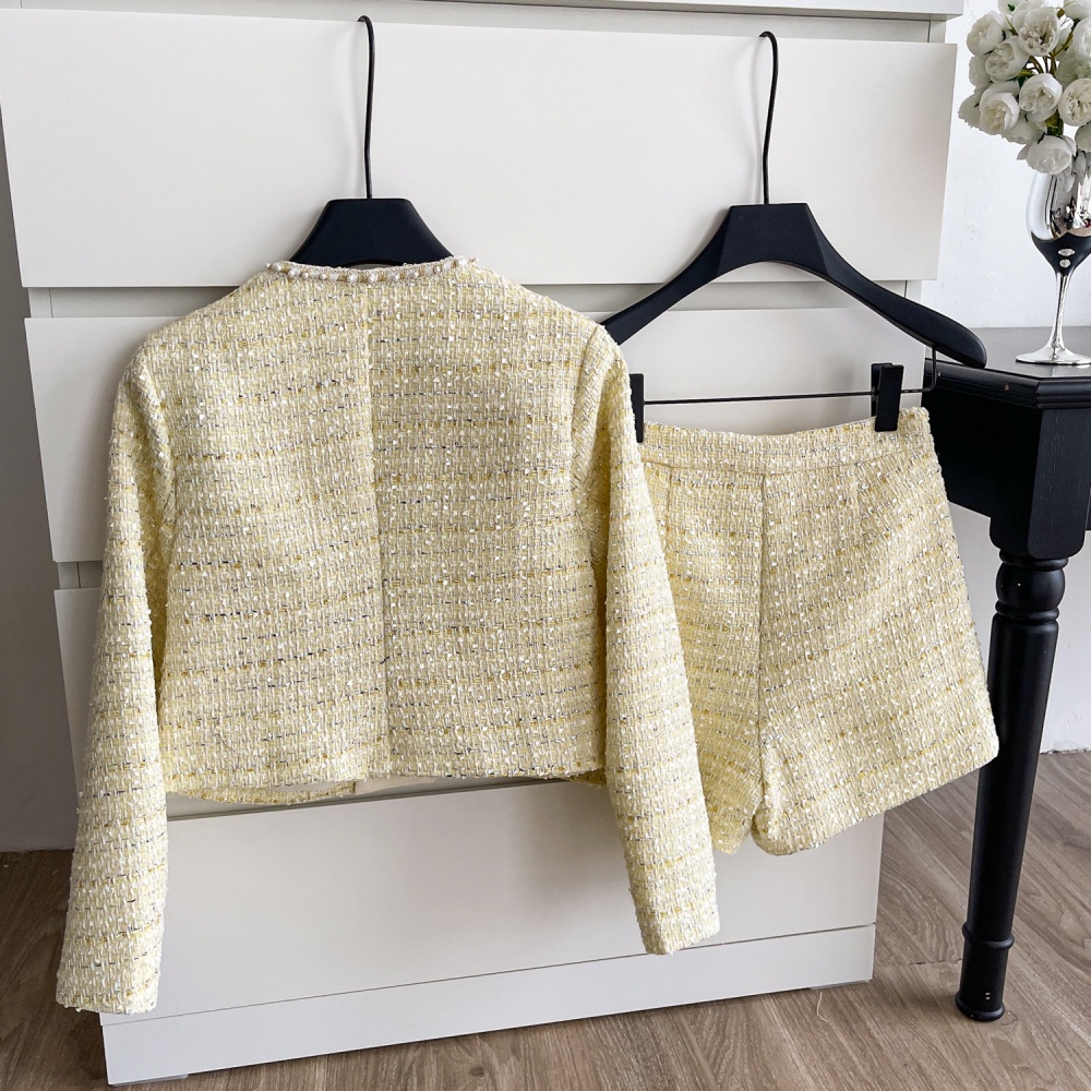 Beading shorts round neck woolen coat a set