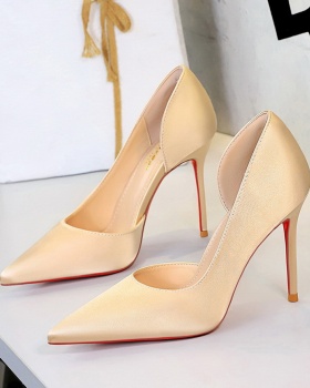 Low satin shoes sexy pointed high-heeled shoes for women