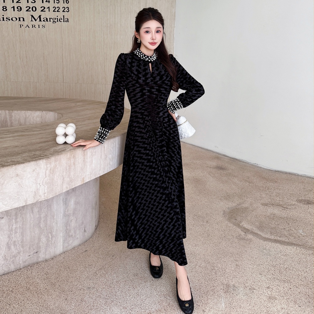 Ladies velvet black long autumn and winter big skirt dress