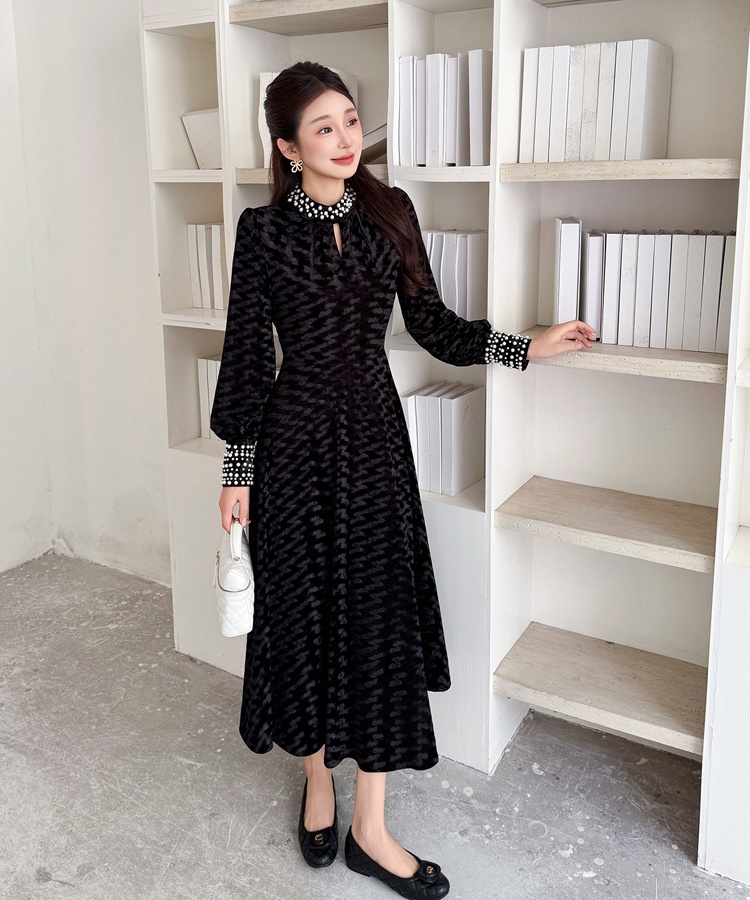 Ladies velvet black long autumn and winter big skirt dress