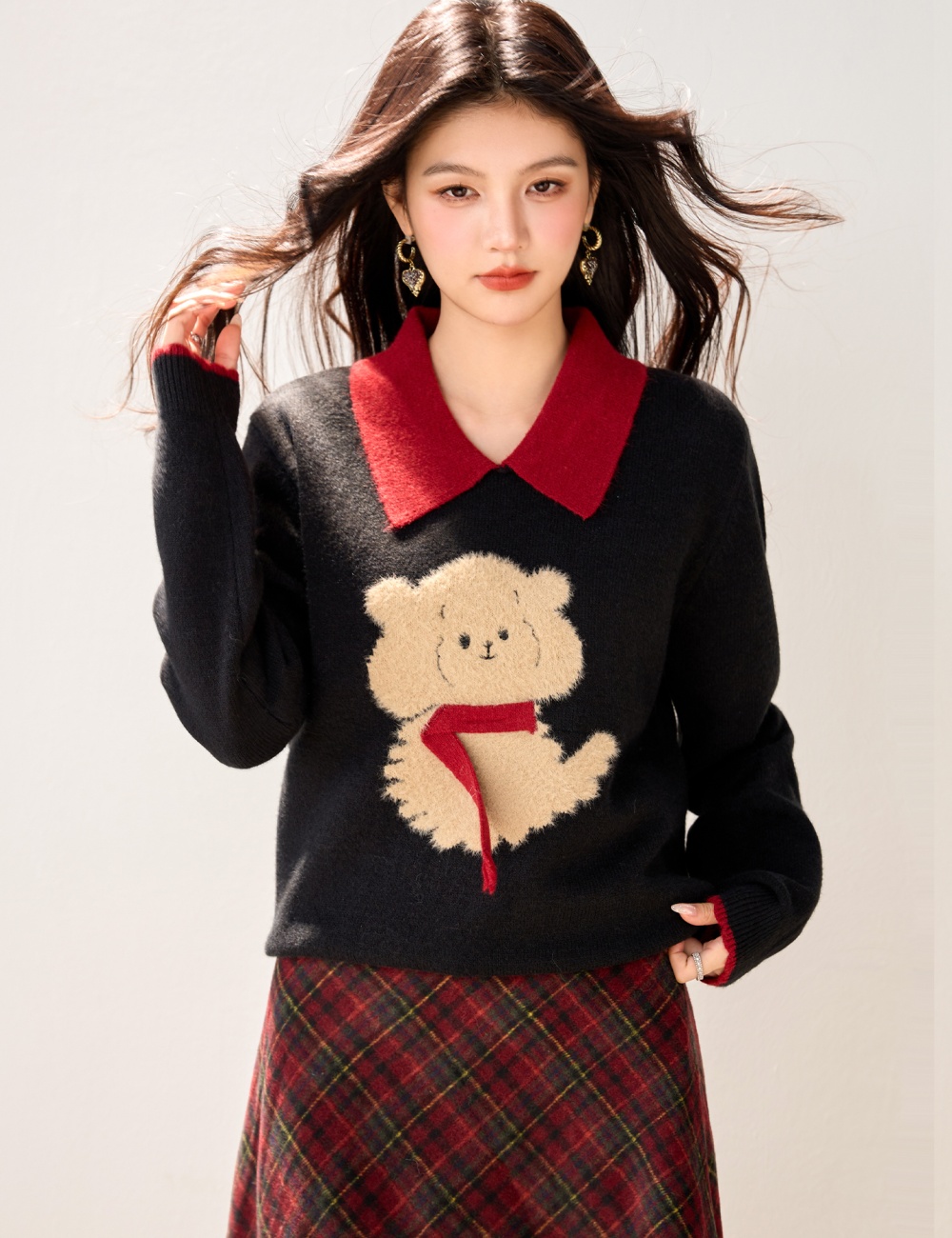 Spring and autumn tops show young sweater for women