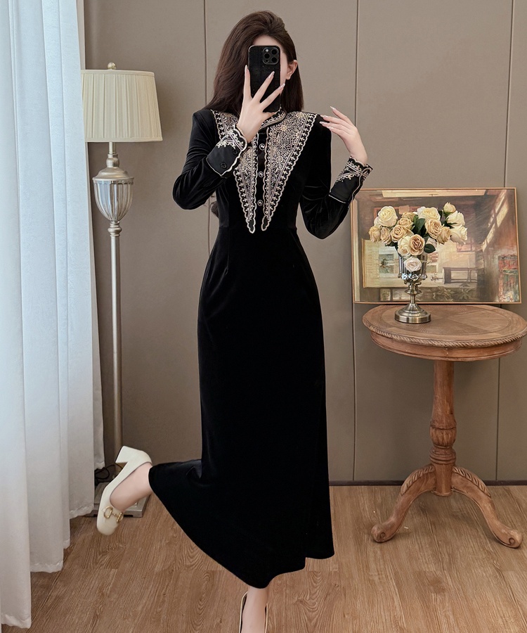 Red velvet autumn and winter mermaid niche dress