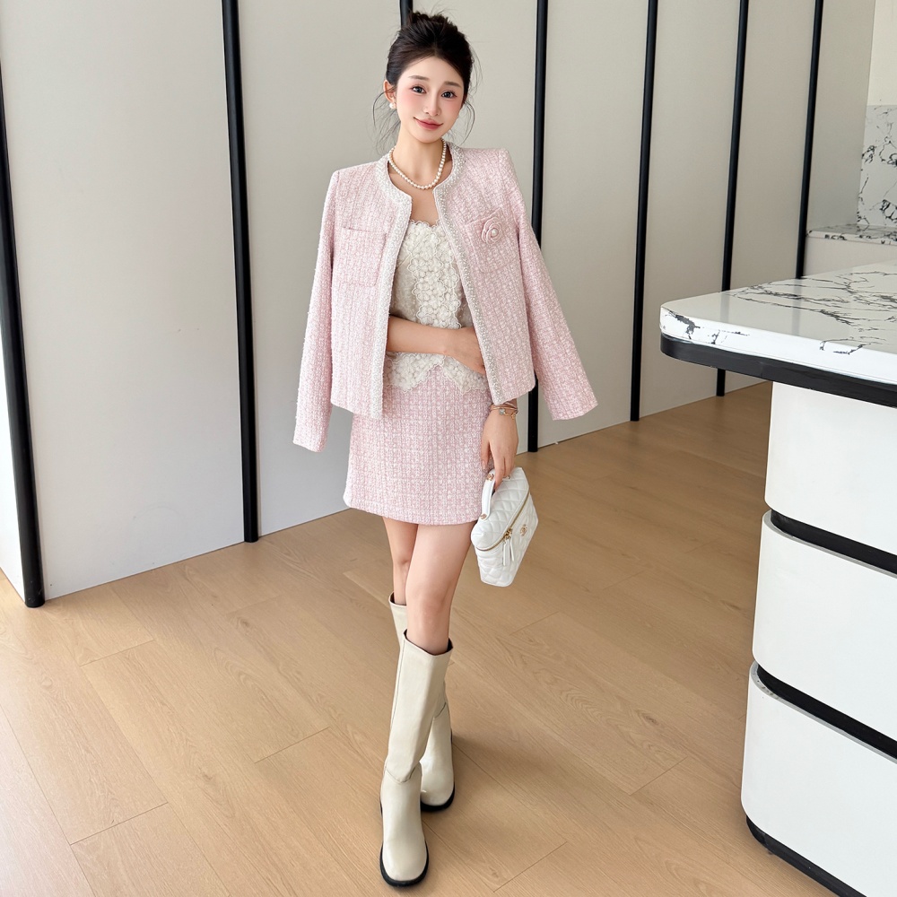 Autumn and winter brooch beading coat 2pcs set