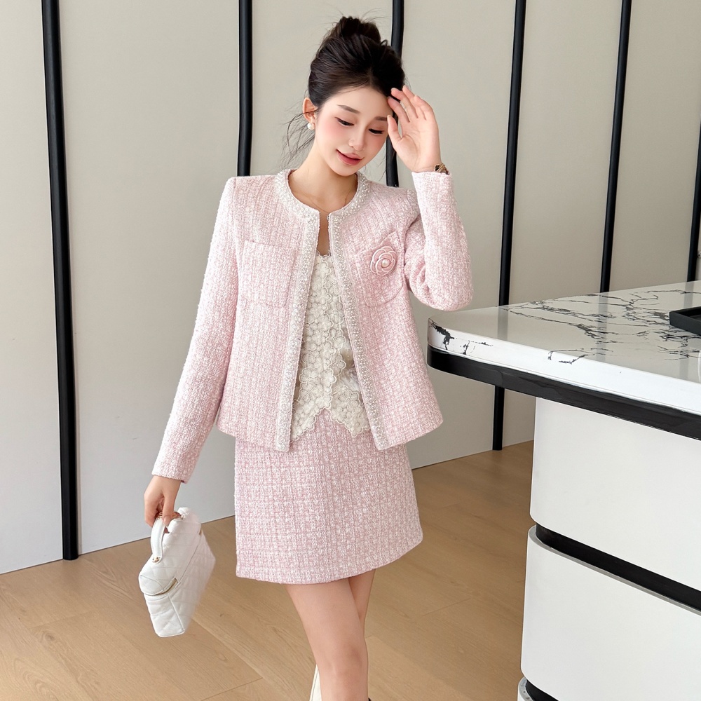Autumn and winter brooch beading coat 2pcs set