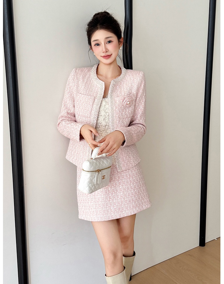 Autumn and winter brooch beading coat 2pcs set