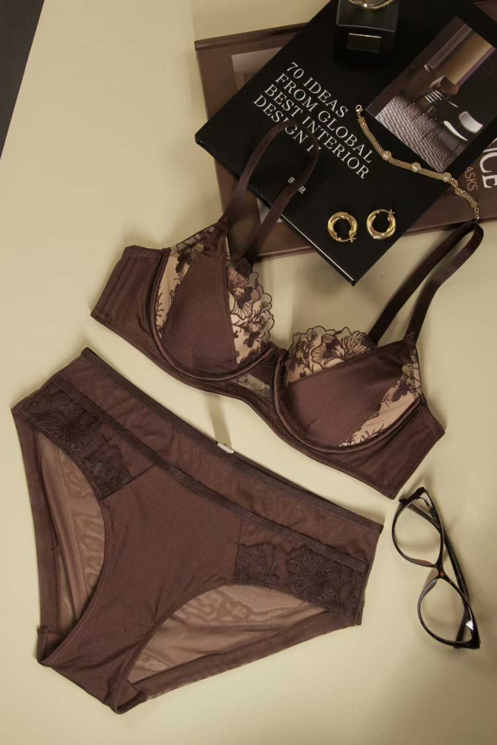 Thin lace sexy Lingerie splice embroidered Bra a set