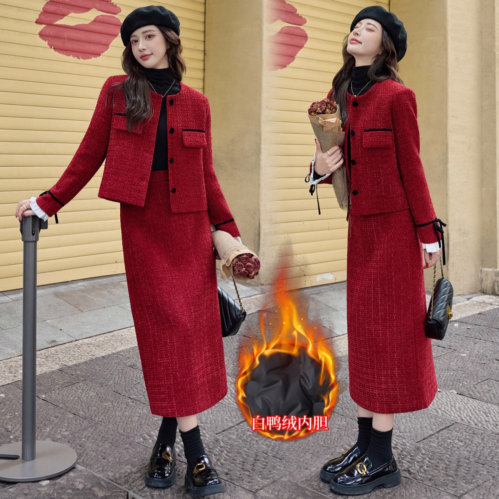 Winter chanelstyle long skirt coarse flower coat a set