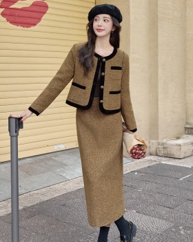 Chanelstyle duck down long skirt splice coat a set