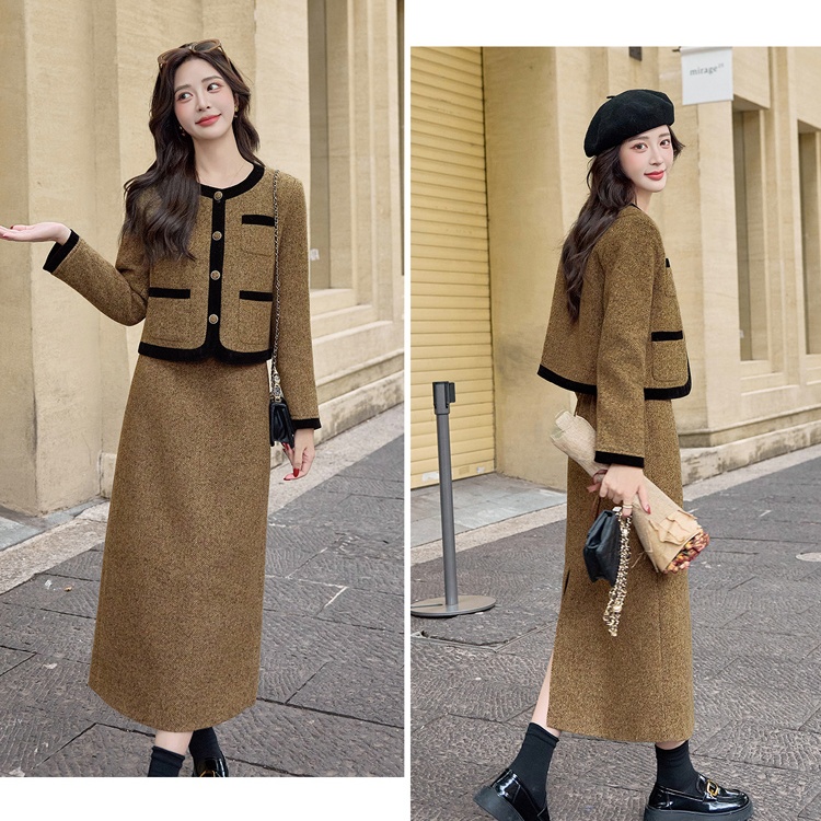Chanelstyle duck down long skirt splice coat a set