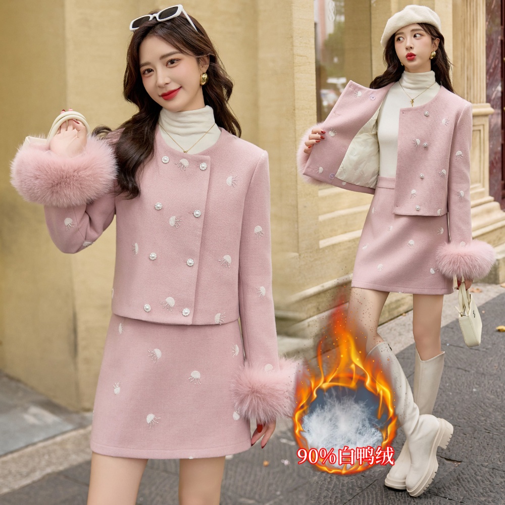 Beading fox fur short skirt jellyfish duck down coat a set