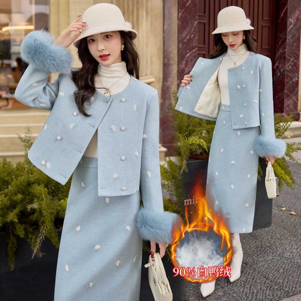 Winter embroidery coat beading duck down long skirt a set