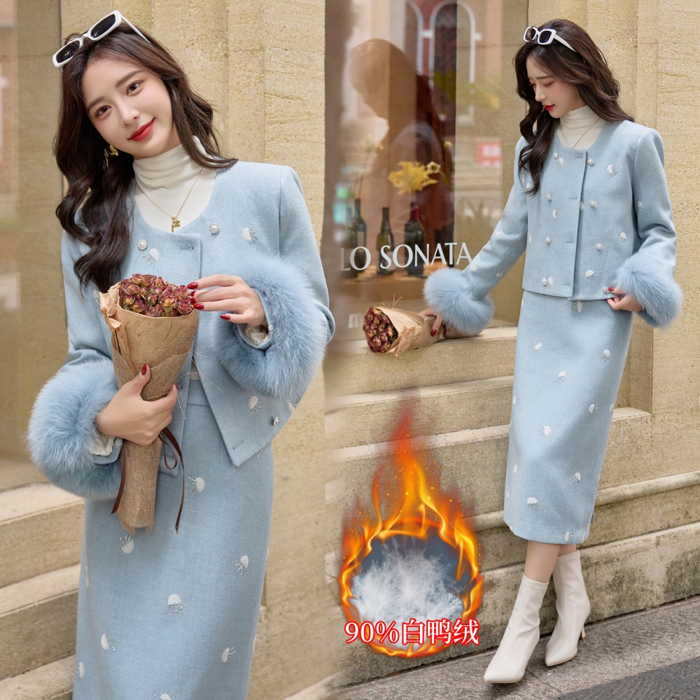 Winter embroidery coat beading duck down long skirt a set