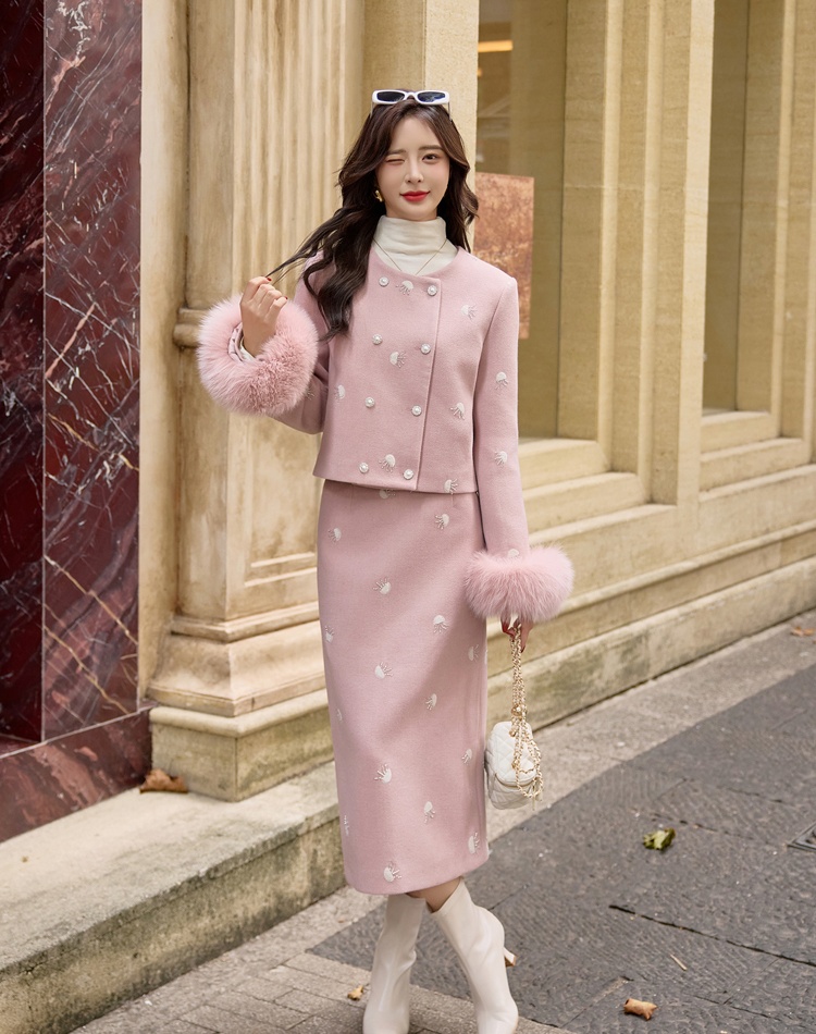 Winter embroidery coat beading duck down long skirt a set
