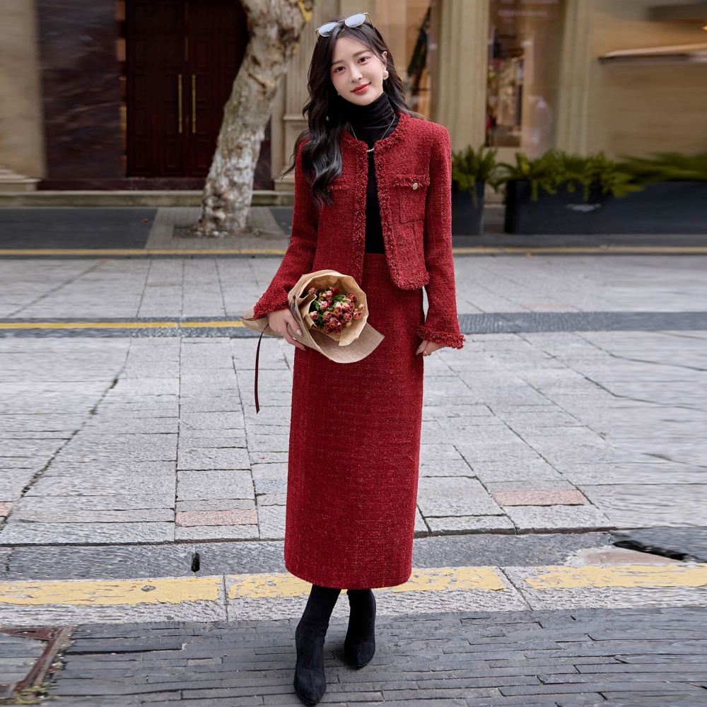Bride winter red coat duck down down long skirt 2pcs set