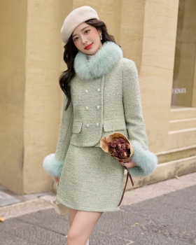 Chanelstyle fox fur short skirt duck down jacket a set