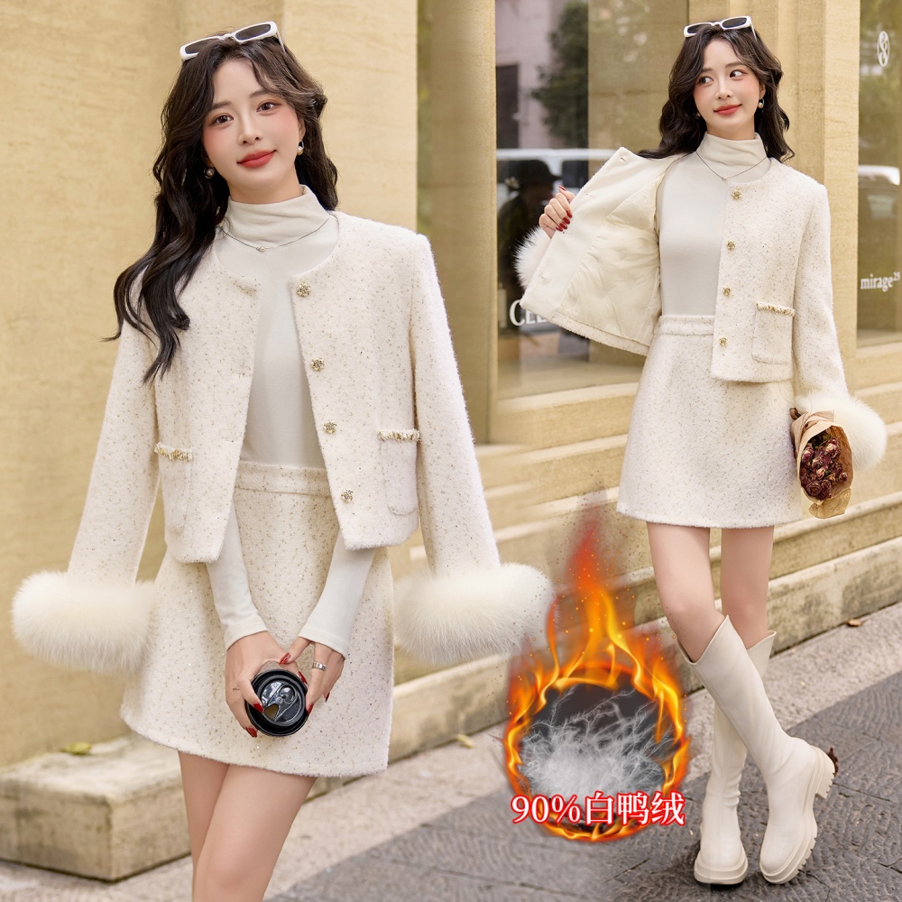 Winter chanelstyle fox fur short skirt duck down wool coat a set