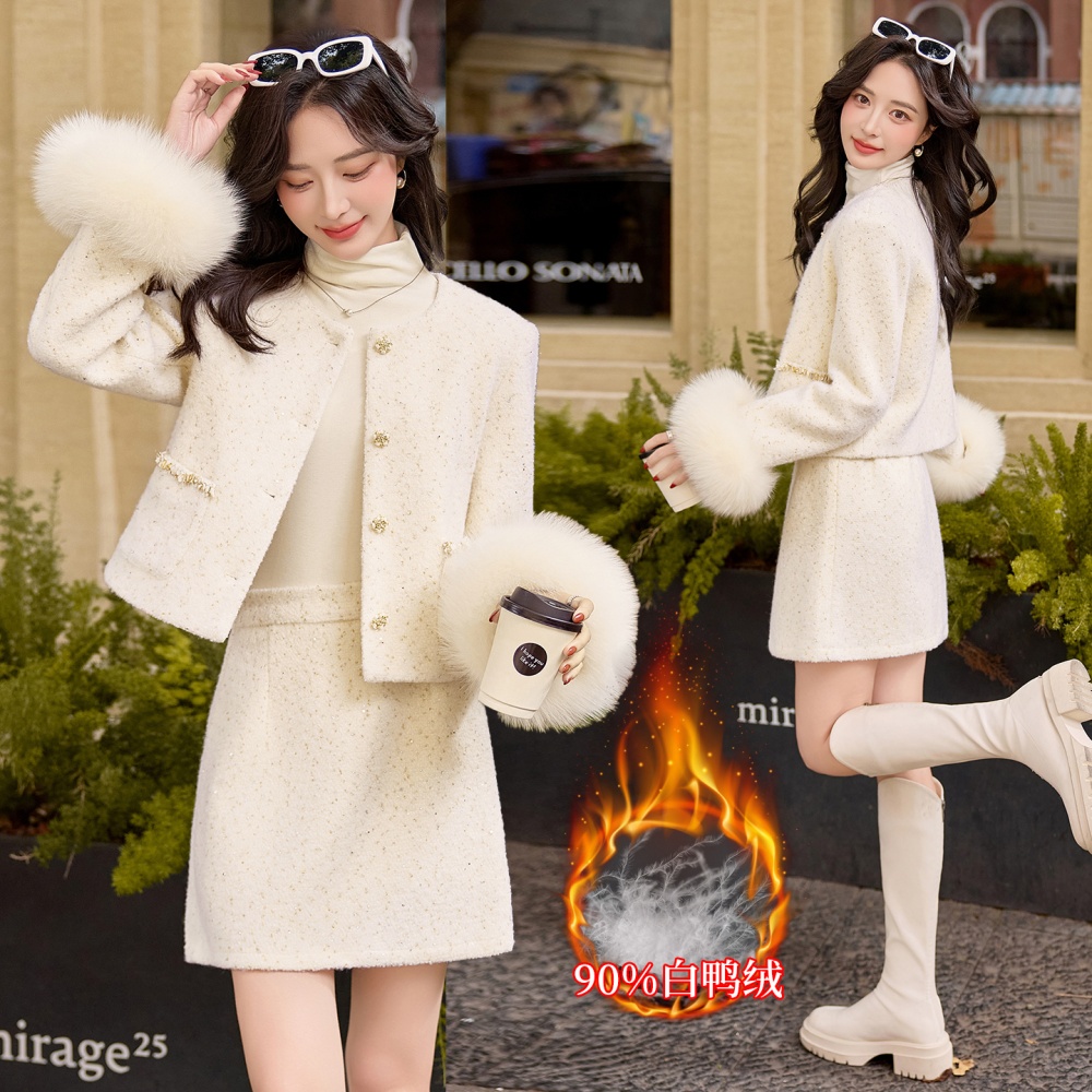 Winter chanelstyle fox fur short skirt duck down wool coat a set