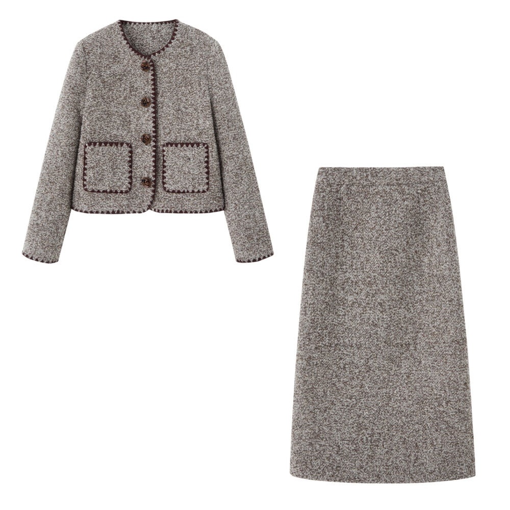 Duck down embroidery long skirt winter jacket a set