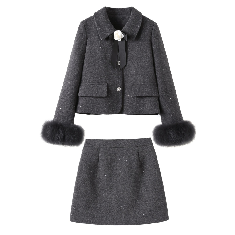 Winter chanelstyle coat fox fur sleeve short skirt a set
