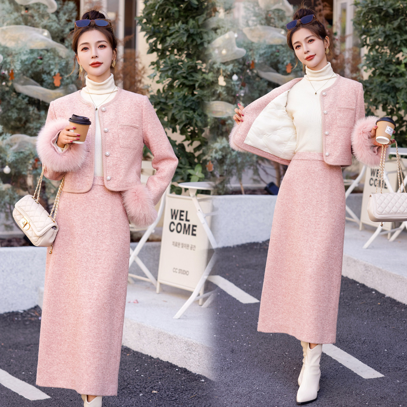 Duck down fox fur coat chanelstyle winter down coat a set