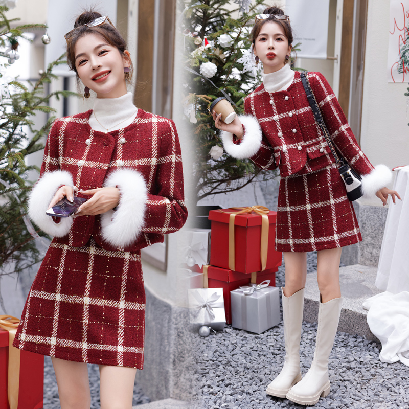 Chanelstyle plaid short skirt winter down coat a set