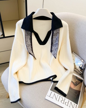 Pullover niche thick tops mixed colors V-neck scarves