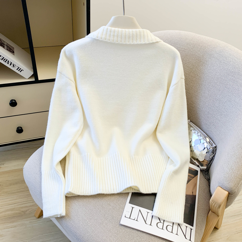 Tender V-neck sweater slim gray tops for women