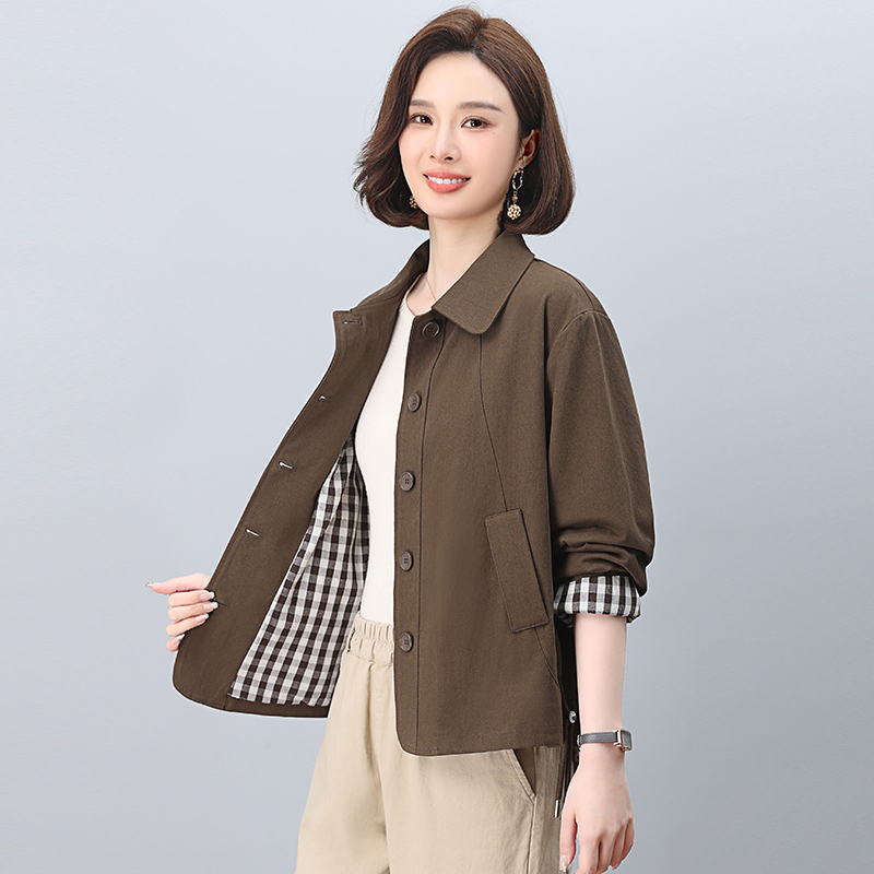 Spring and autumn coat middle-aged windbreaker for women