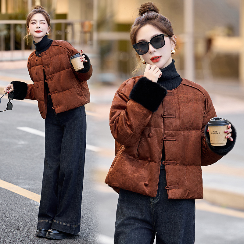 Short down coat winter bread clothing for women