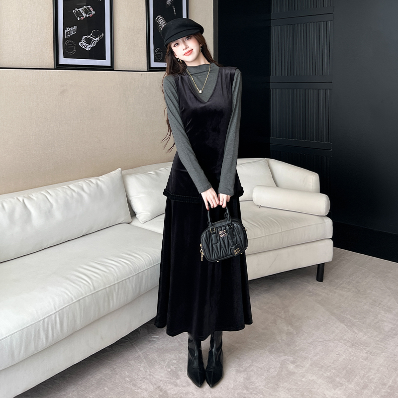 Pseudo-two bottoming shirt wood ear vest a set for women