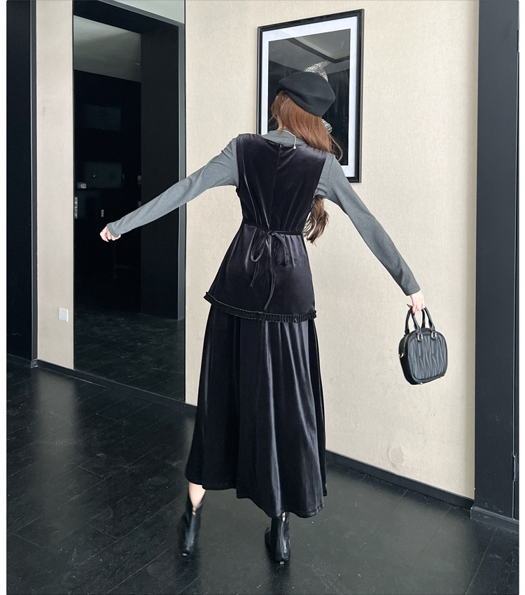 Pseudo-two bottoming shirt wood ear vest a set for women