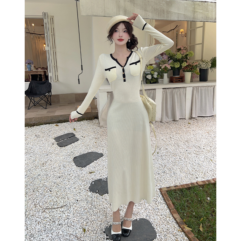 Chanelstyle sweater dress V-neck overcoat for women