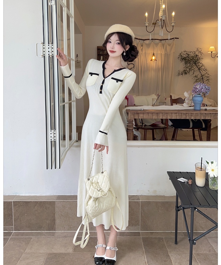 Chanelstyle sweater dress V-neck overcoat for women