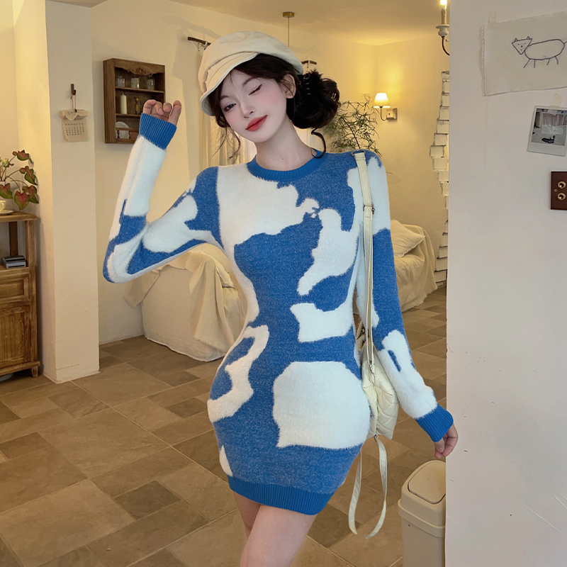 Autumn and winter knitted dress blue T-back