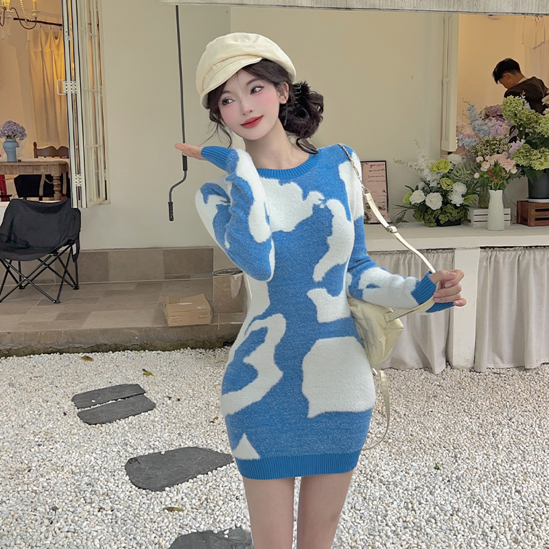 Autumn and winter knitted dress blue T-back