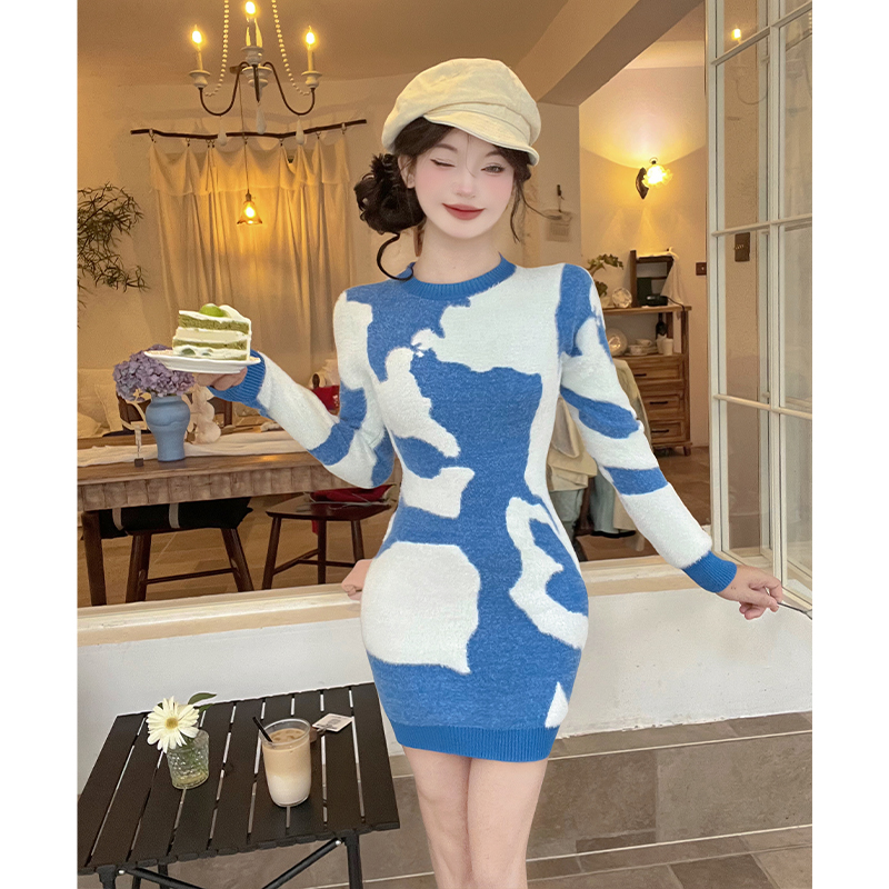 Autumn and winter knitted dress blue T-back