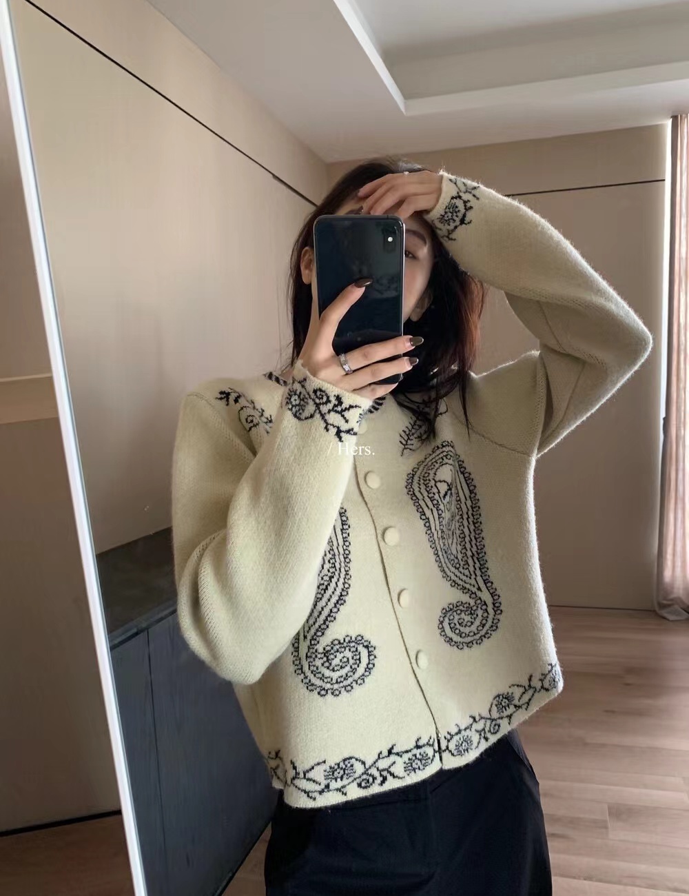 Knitted round neck cardigan lazy coat for women