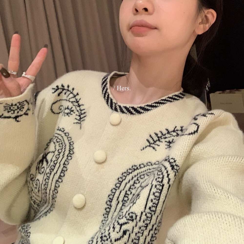 Knitted round neck cardigan lazy coat for women