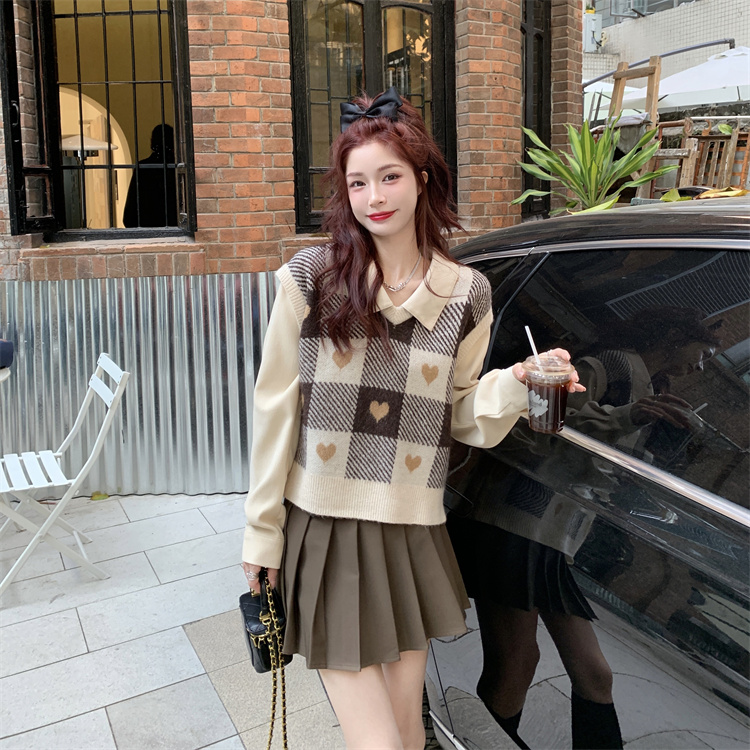 V-neck spring short waistcoat knitted plaid vest