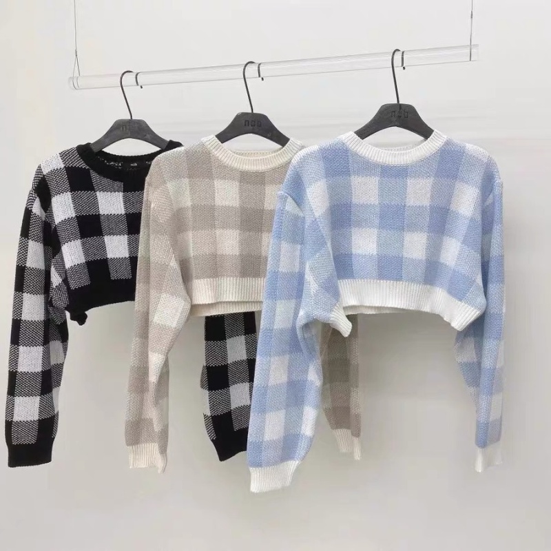 Round neck pullover mixed colors slim sweater for women